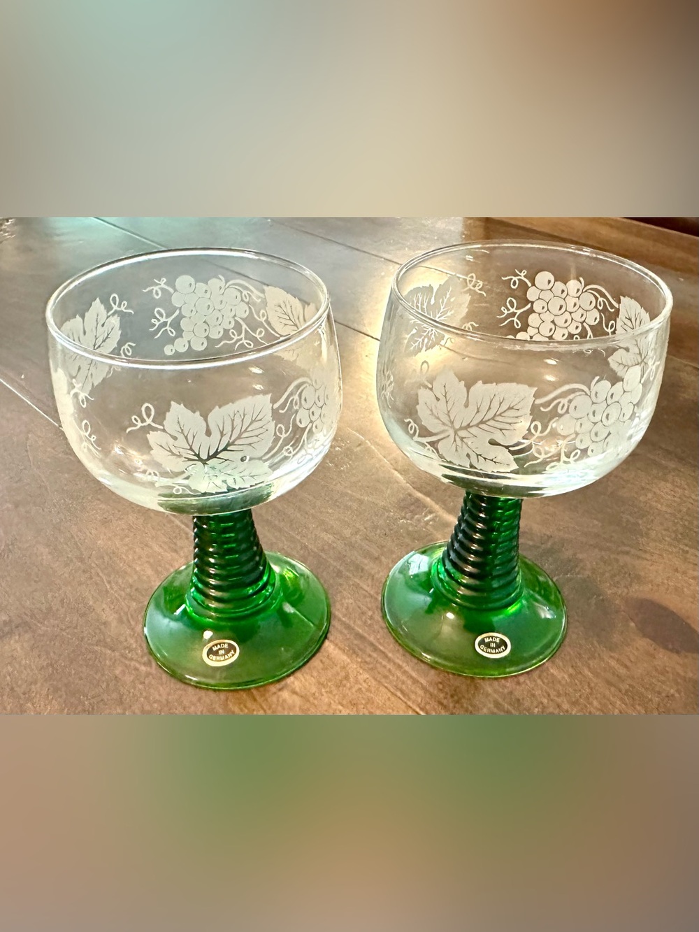 🌟 Etched Grapevine Green Stemmed Goblets (Made in Germany)